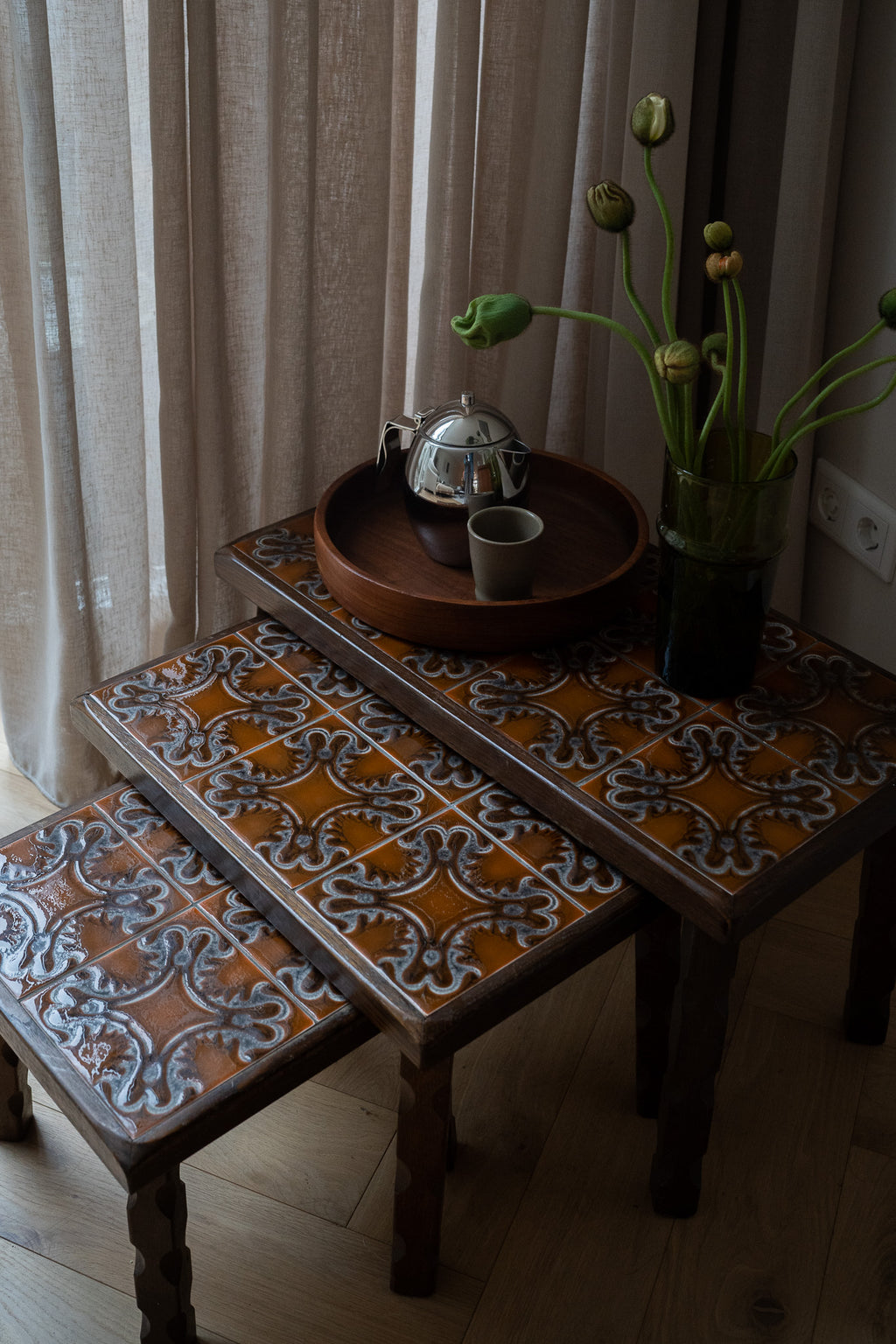 Set van 3 Nesting tafeltjes met tegelblad