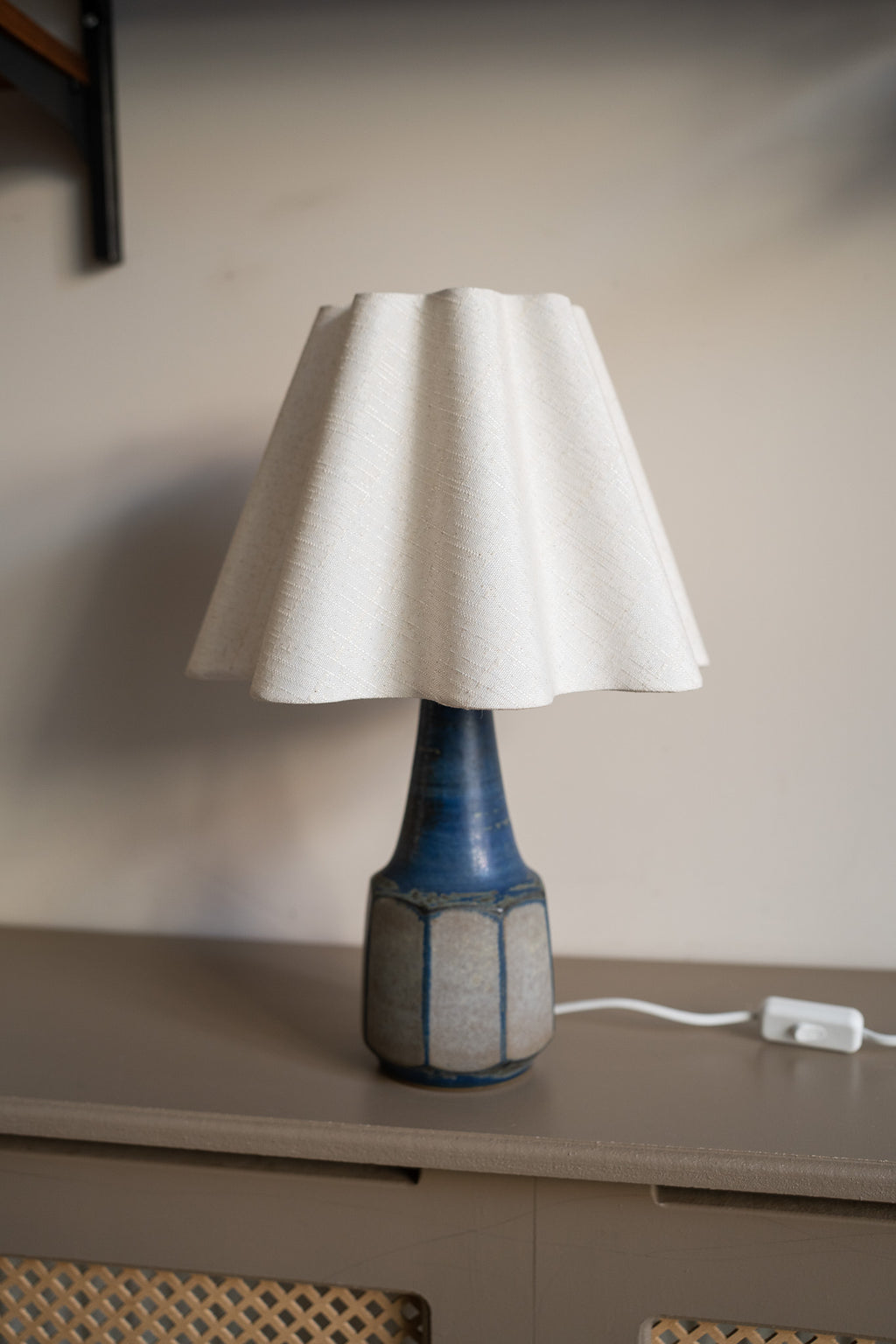 Deense keramieken tafellamp blauw