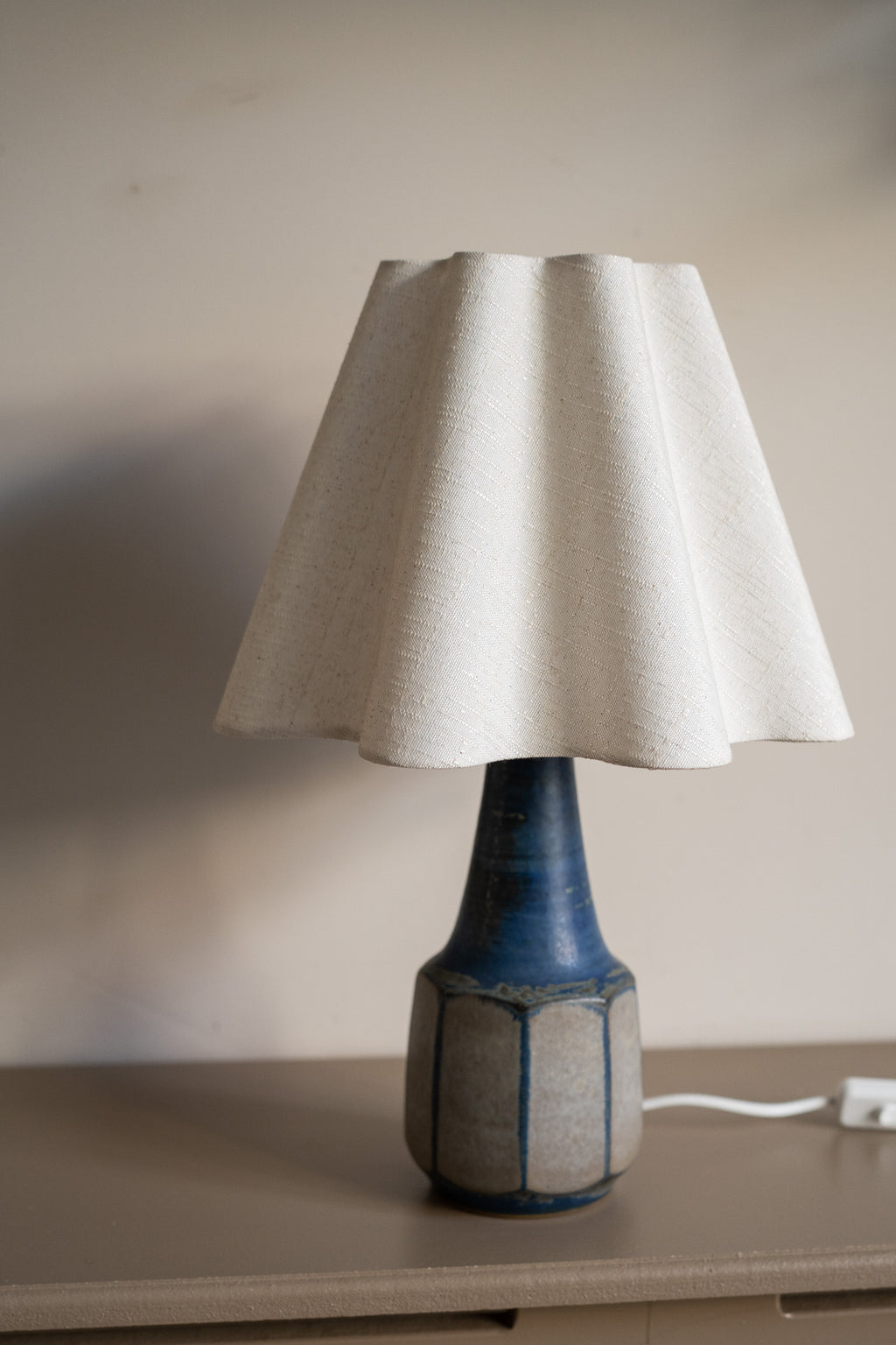 Deense keramieken tafellamp blauw