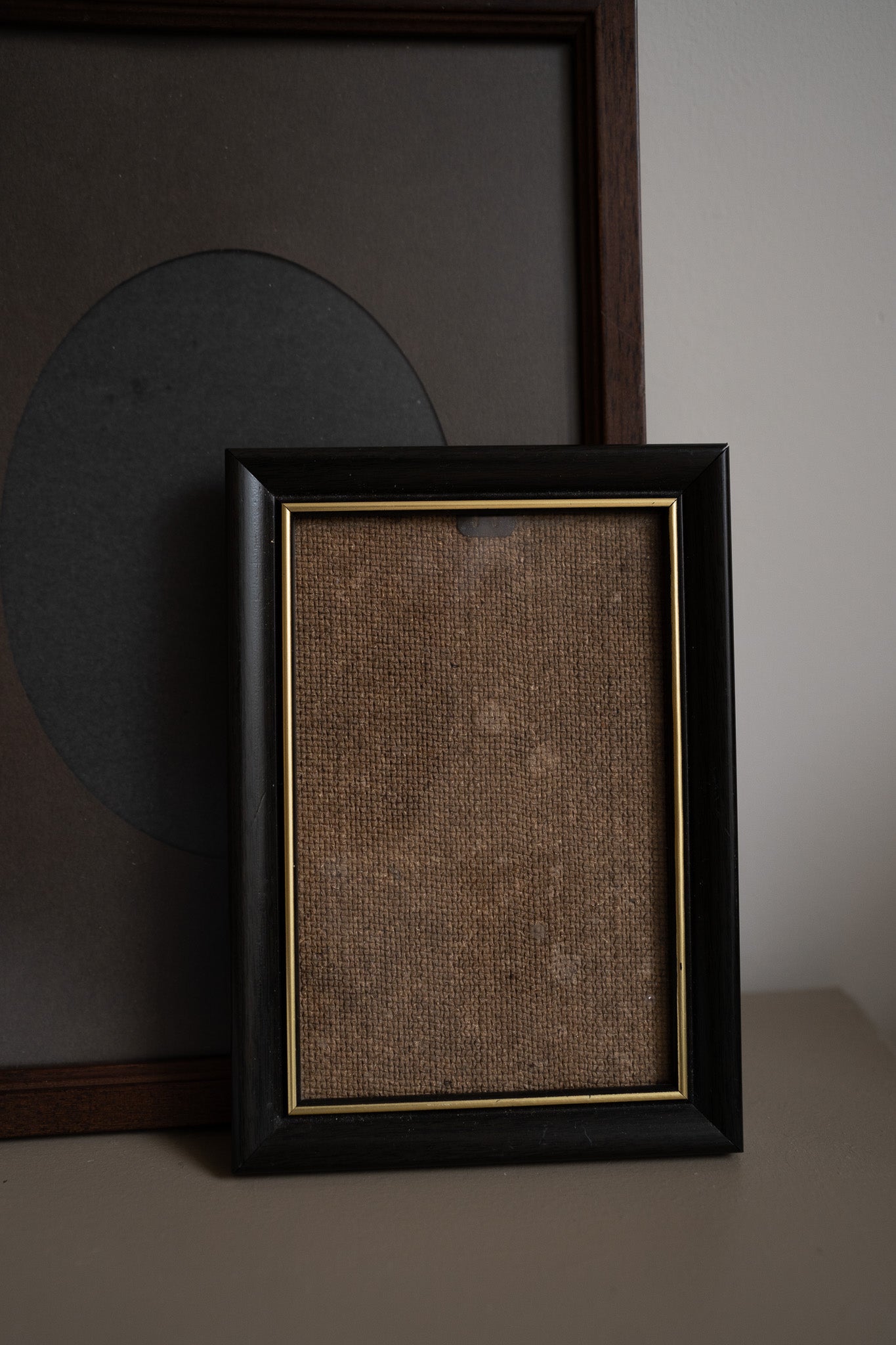 Houten lijst met gouden rand