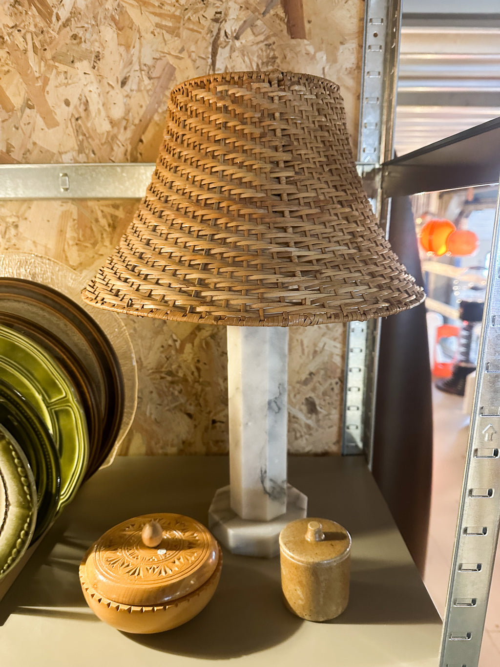 Marmeren lamp & rotan kap