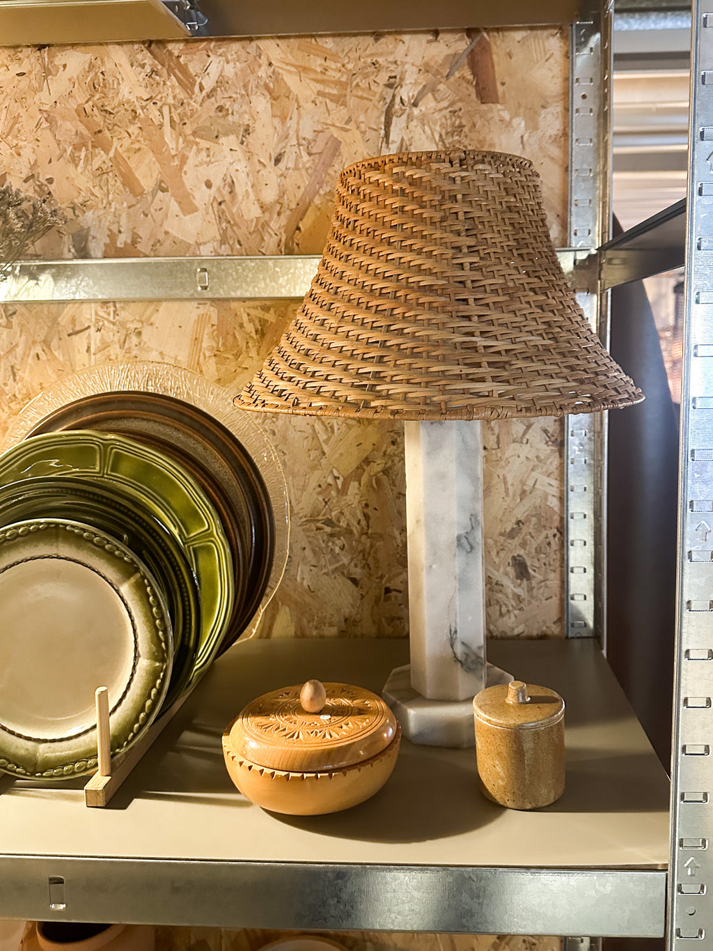 Marmeren lamp & rotan kap